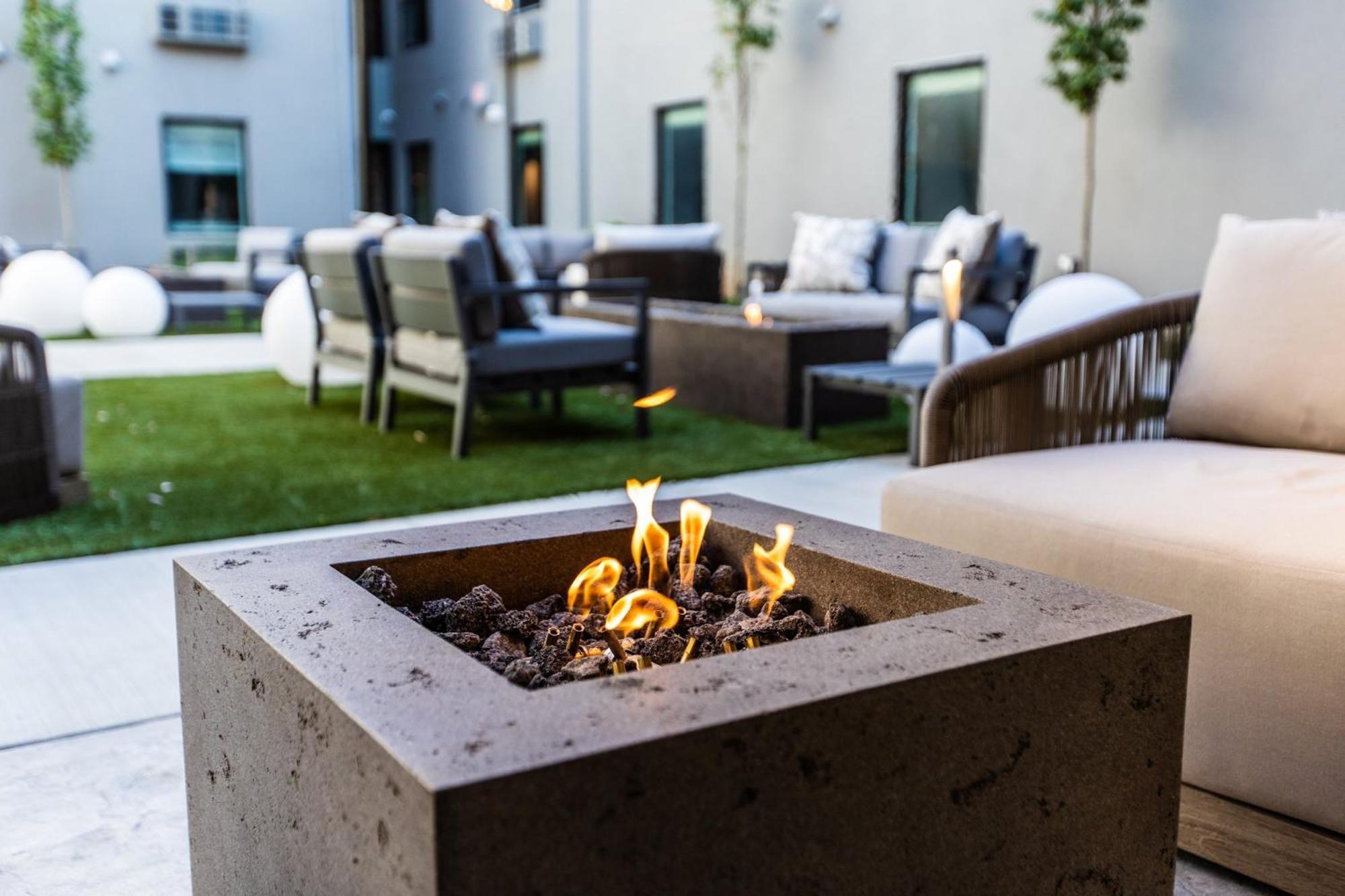 Voco The Darwin - Atlanta Midtown By Ihg Hotel Bagian luar foto