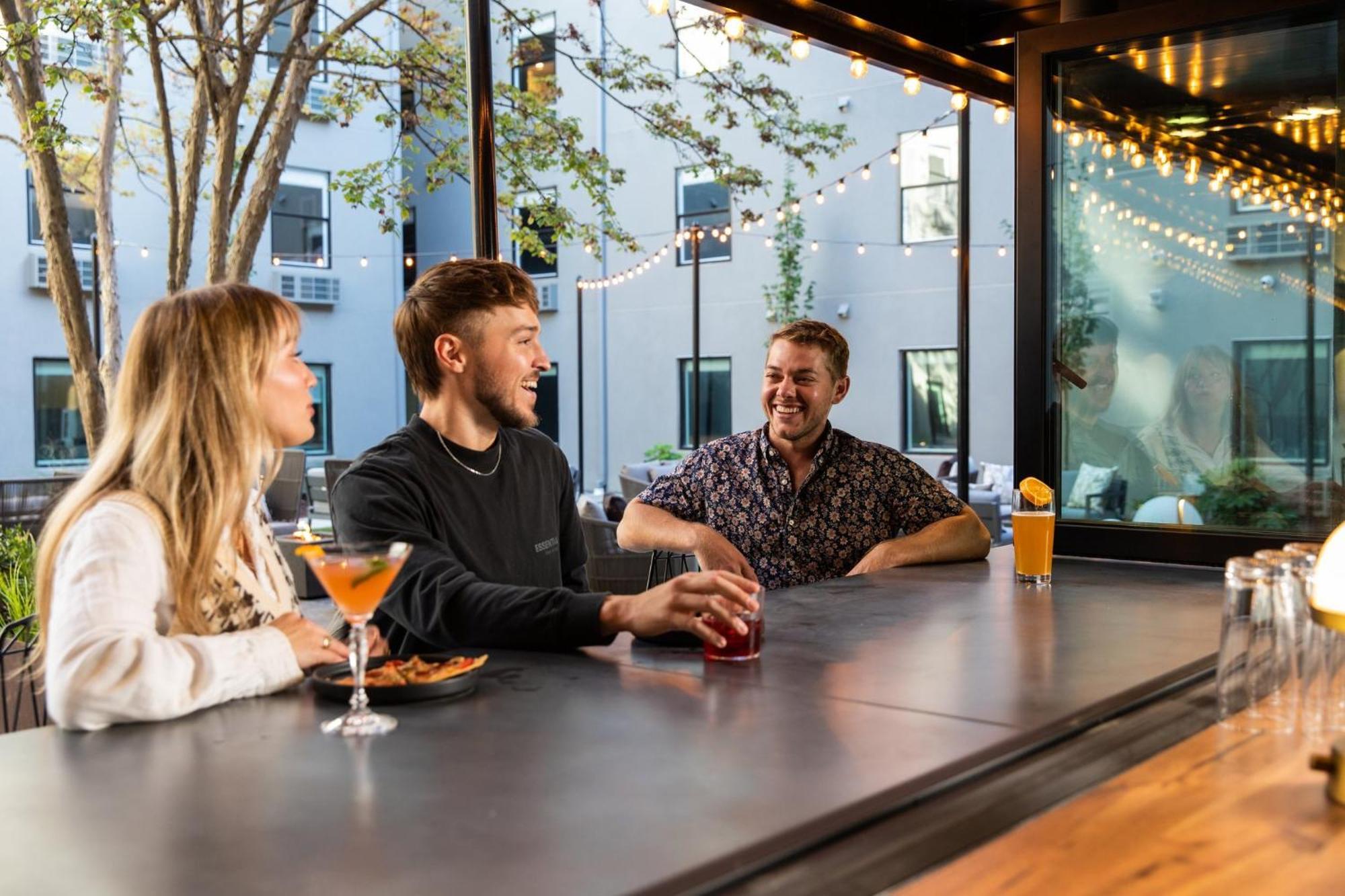 Voco The Darwin - Atlanta Midtown By Ihg Hotel Bagian luar foto